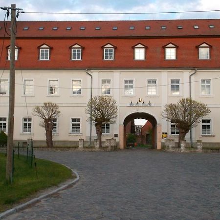 Готель Domaene-Badetz Екстер'єр фото